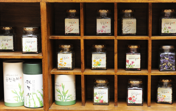 모후실에서 만난차 제품