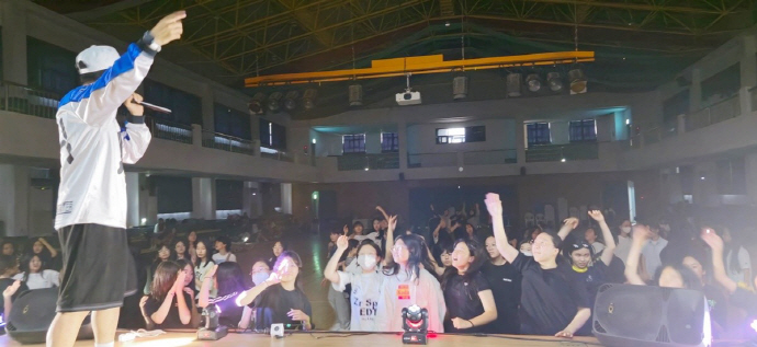 바카라사이트 뱃무브랄랄라스쿨, 대성여중생 대상 랜드&디제잉쇼
