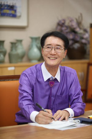 박우량 전남 신안군수는 5일 