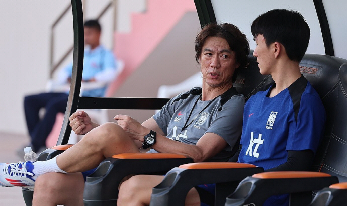 2도움 손흥민·철벽수비 김민재·부활포 <b>정우영</b>…홍명보호 맑음