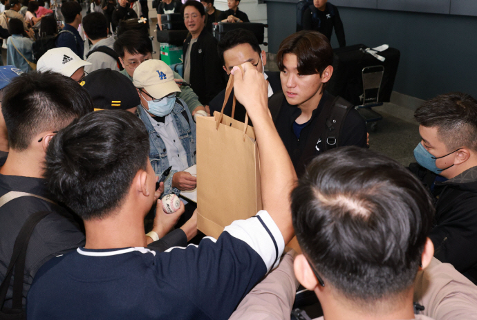 "<b>김도영</b>, 프리미어12에서 <b>투수</b>를 두렵게 할 타자"