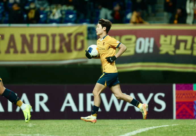 <b>광주</b>FC, ACLE 홈 경기서 태국 <b>부리람</b>에 2-2 극적 <b>무승부</b>