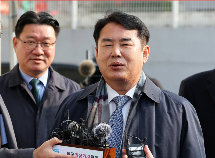 <b>이정선 교육감</b>, 감사관 <b>채용</b> 개입 의혹 구속 심사