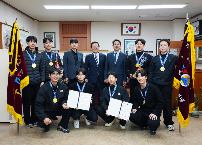 북구청 검도부, 전국실업대회 개인·단체 동반 정상 - 뉴스 썸네일 이미지