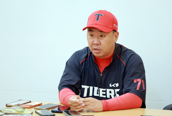 [준<b>PO</b>]KIA, 좌타 7명 배치 강수…<b>이범호</b> "1차전인 것처럼 총력전"